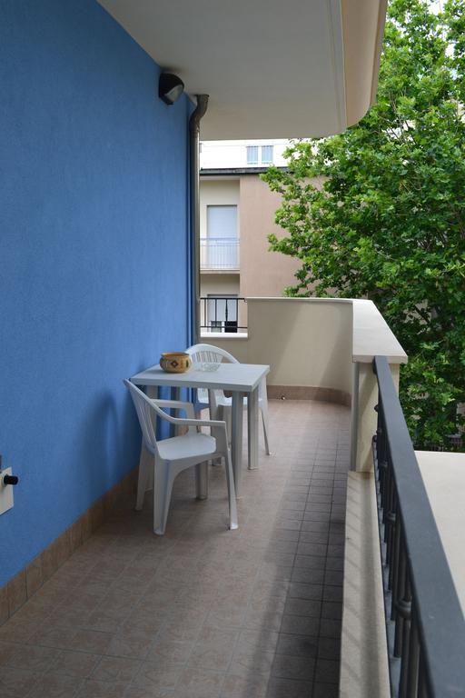 Residence Blu Marine Rimini Cameră foto