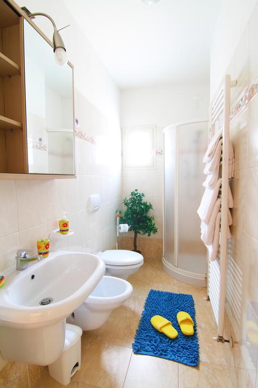Residence Blu Marine Rimini Cameră foto